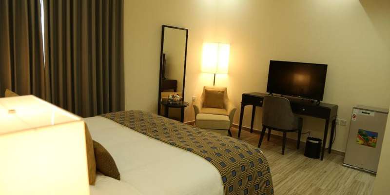 room_58e8ff79-7c47-493c-858a-c753506f4334.jpg