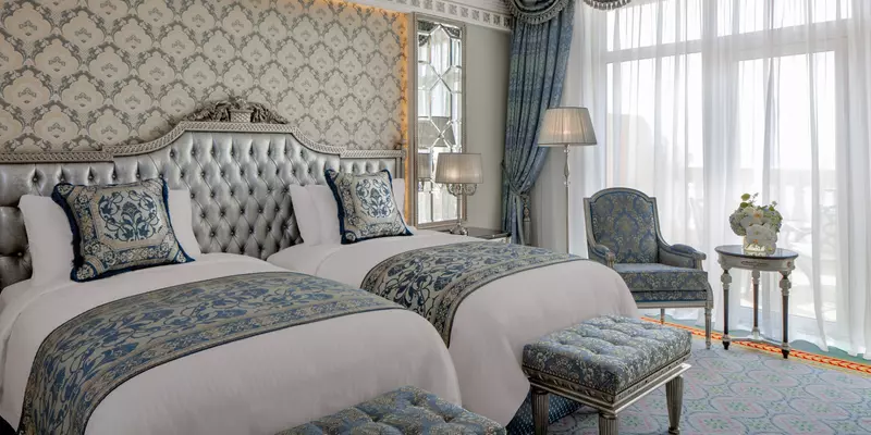 room_470534ad-9a39-4f59-bc05-8470f81341ea