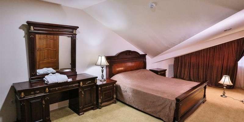 room_621b5f04-3b88-42b1-be63-556d0372287a.jpg