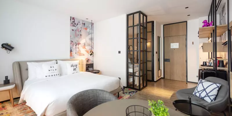room_f3b0c107-2dc6-4bae-9fac-9fbb6cb32ebb