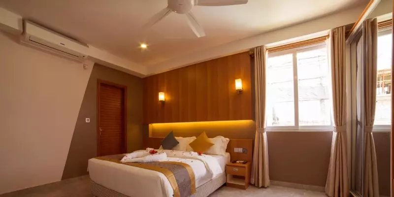 room_6821f252-42df-4dbd-8106-e932b82b2860.jpg