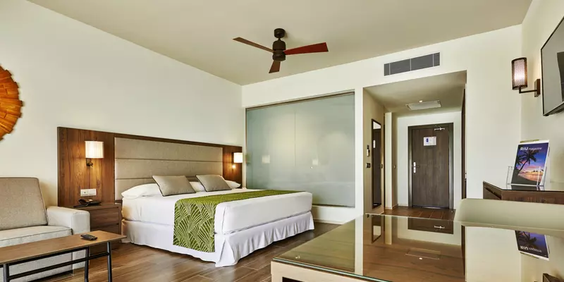 room_bb452cf5-7ac4-45c1-b57d-f8469c77bc99