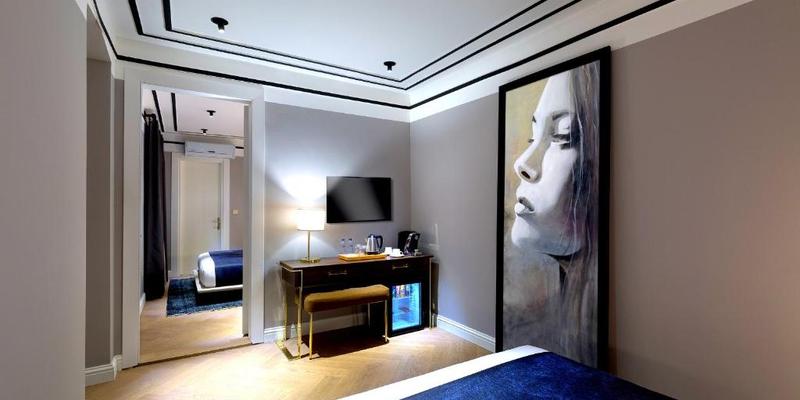 room_d6f44bae-a912-4e31-a470-19715bf5ecfe.jpg