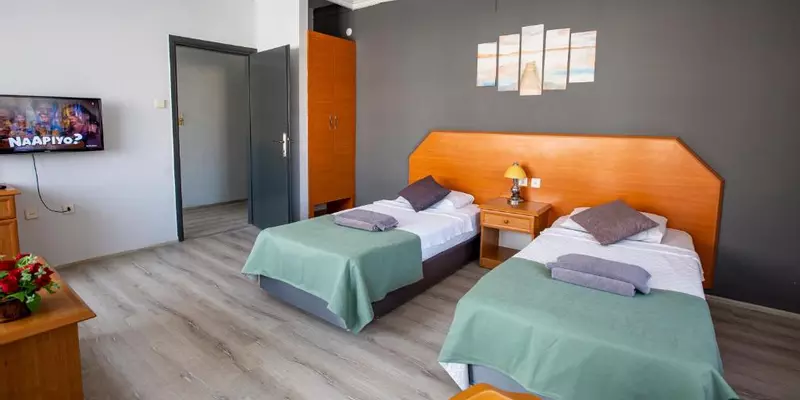 room_4ef1b842-6a1a-40df-98c5-cbef5f13bef5.jpg