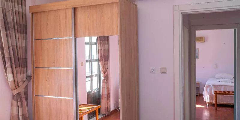 room_0e6ed6ab-c10f-4d7d-bee4-28dc16fcc334.jpg
