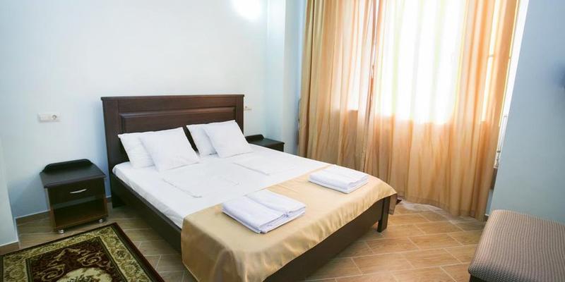 room_b54b5ad0-e9bd-48b7-9a18-30a9b3f2b905
