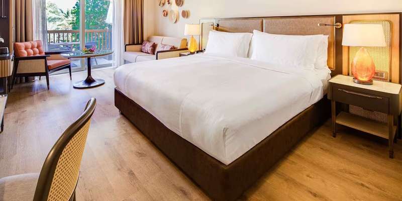 room_7792b88c-1c63-411e-85c8-62d2180ea83e