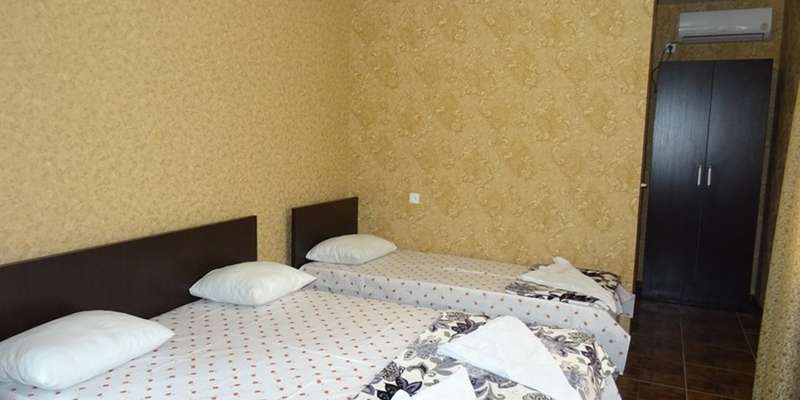 room_011b55e7-0bb0-473a-9224-bcb3bb4dce7e