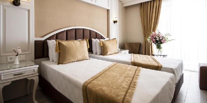 room_7d78e61c-6888-43e3-8647-2b572ae11b31.jpg