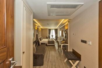 room_20bcc5b6-c1eb-494b-946f-37d6b79c0db3.jpg