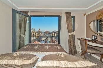 room_e27b1869-7a4e-4420-9edc-27c958d88644.jpg
