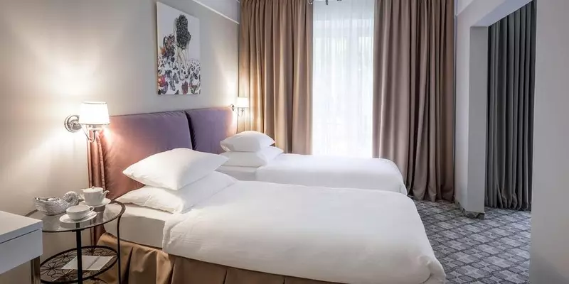 room_c345083d-bec4-4e8c-b80d-71c7f9213d37.jpg