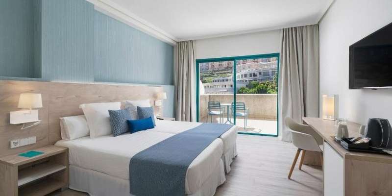 room_378b2da8-ebc7-46d2-9cba-bd111a61b092.jpg