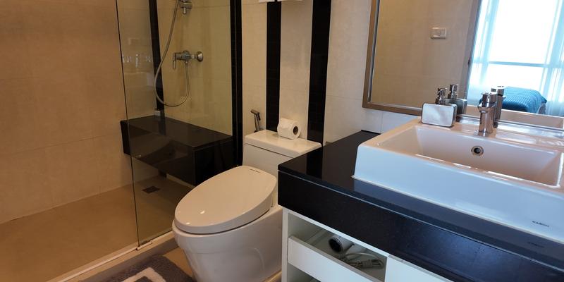 room_9de3a661-6e34-429d-8409-6bf853d041ff.jpg