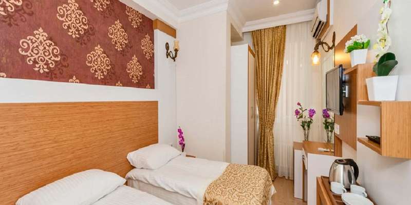 room_8a4a95b0-9a99-43d7-89ba-25b9af5d7a40