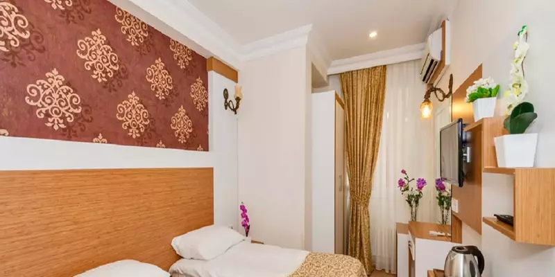 room_8a4a95b0-9a99-43d7-89ba-25b9af5d7a40