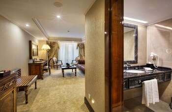 room_a01d1a34-34ec-4eb3-8510-51d27677b40f.jpg