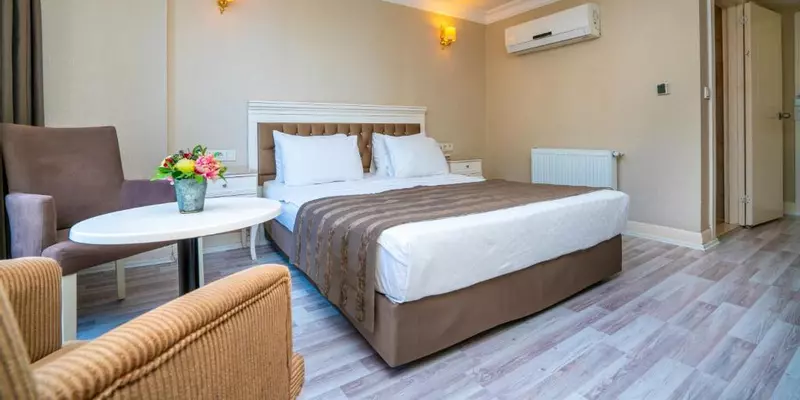 room_fc49db75-0006-46a7-bb4c-b71e0f6807a5.jpg