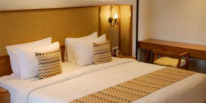 room_bebffa0e-8cc1-4cad-8952-8d8182309526
