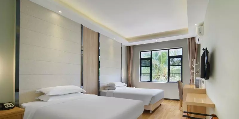 room_5671eed5-7b73-4d2a-b22d-17f87231cf15