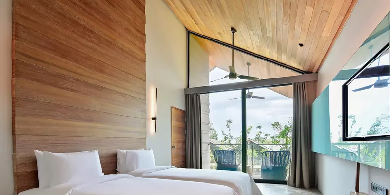 room_ef185d1f-1258-4855-8860-5ab809909edb