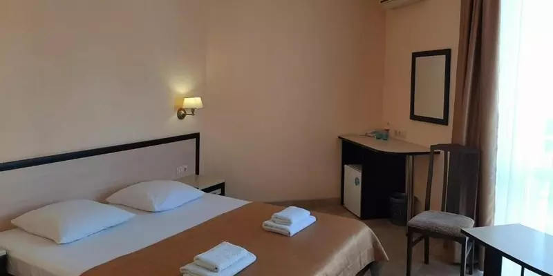 room_025ff3ff-b00a-4df0-8a13-c2070f074b69.jpg