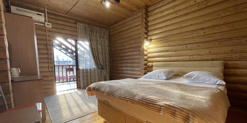 room_770ede47-b0a4-4083-8510-0129e318d6ca
