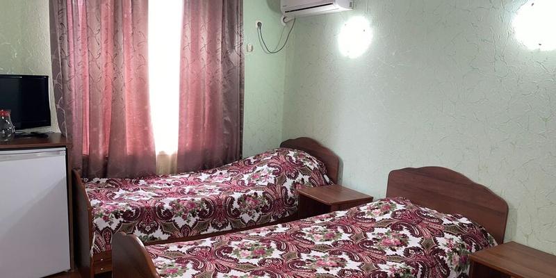 room_a3433ffa-7d00-462e-b1c2-2f2ecd03357e