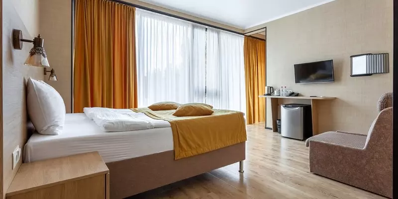 room_1482a0b2-e5f2-4f49-94ee-8dc03968b8c7.jpg