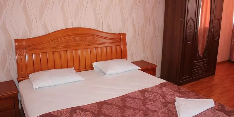room_de9d1240-320b-4c40-a36a-e7471eba31f9.jpg