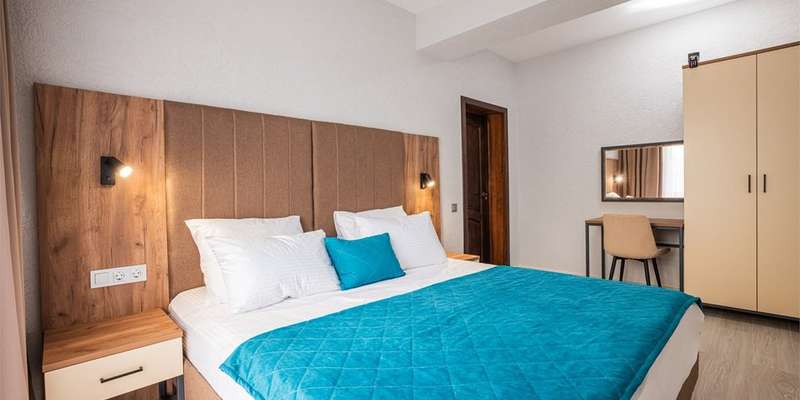 room_faf93020-3d07-4fce-95c6-f96c346c864b.jpg