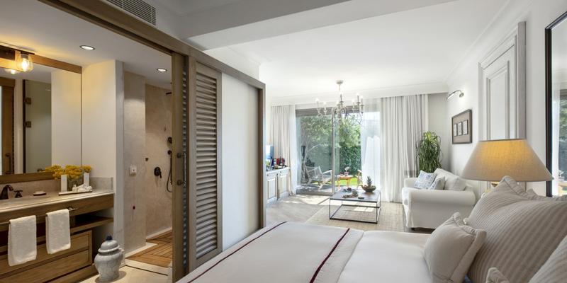 room_67b06ac4-13b5-48f4-b28a-acc2ea0bb188