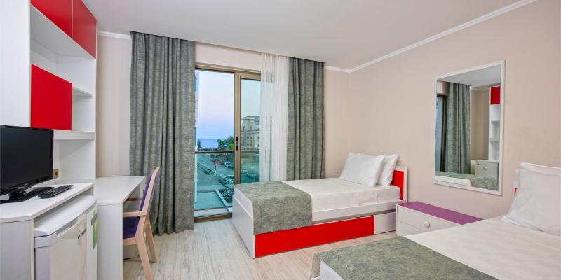 room_3a9e66c8-0ed5-4c1d-92f0-cbd49a7e0be8