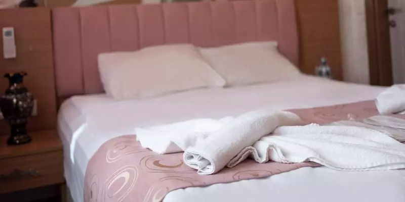 room_3e36c7e3-655c-4a54-bc58-3c36d26e3a3a.jpg