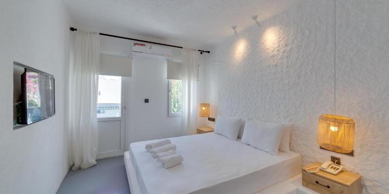 room_c4c55708-1785-4803-82d7-cb0344f00a08