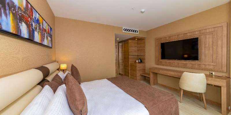 room_334e1138-7522-43a4-9b3a-4dd9d058bcfe.jpg