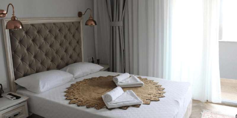 room_badebf5a-ee76-495e-a209-10247534071d