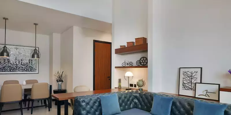 room_26cf0f78-f31f-4cc2-a30d-9843a814d58d