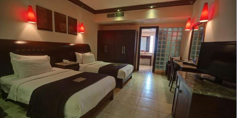 room_4be5bc16-fb43-44c5-b702-82cc1f23a393