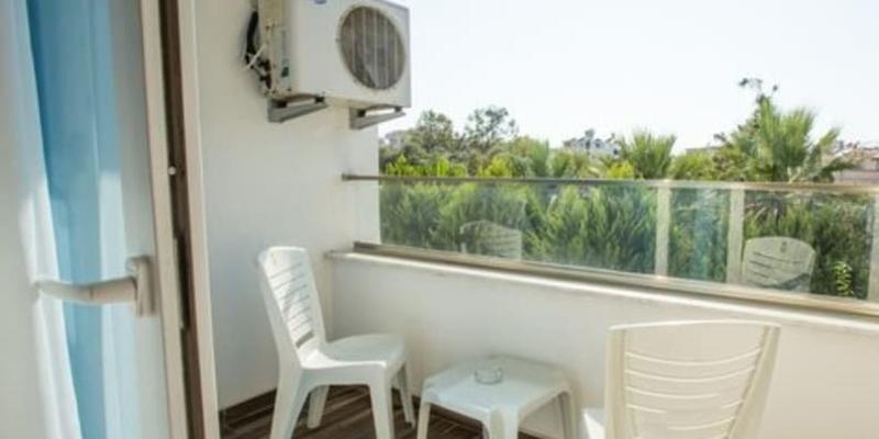 room_2e37fd4c-d0bd-4e4d-ae53-0f965e12a5fd.jpg