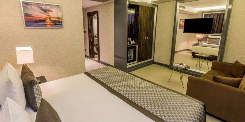 room_8c6d7e4f-6add-4bcf-9bd9-b06fe2d58e8b.jpg