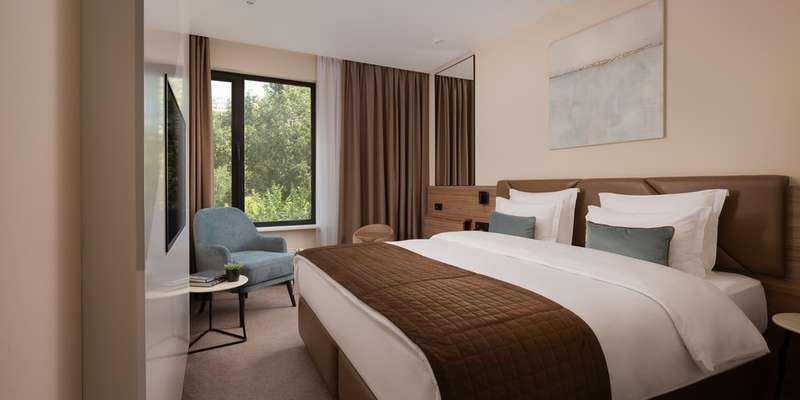 room_9ed96720-24ad-410c-a1d8-2f29951b552d.jpg