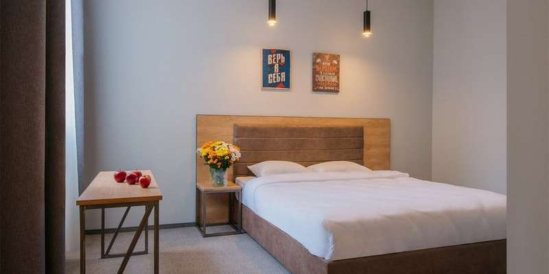room_253e75a2-f6ea-4fac-ba90-c41281bb737b.jpg