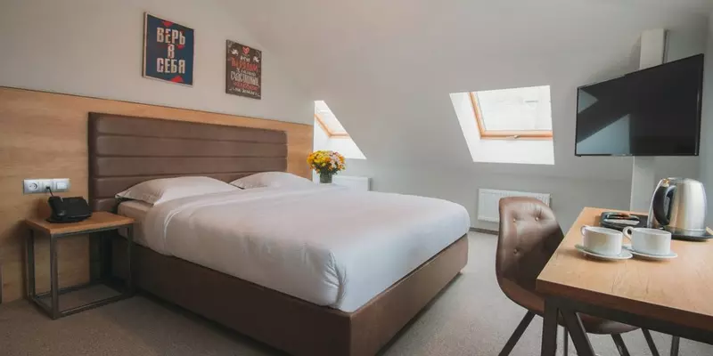 room_41ad7b1c-c3f3-4df8-b82e-ef384be7d8b1.jpg