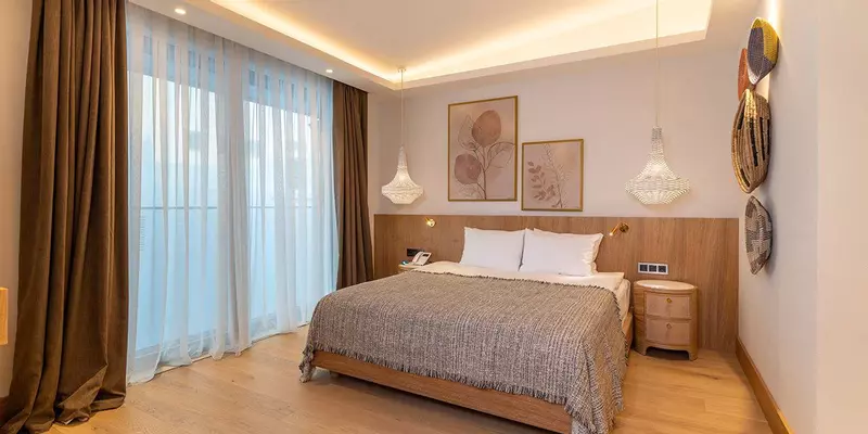 room_17baf369-cf4e-4973-a030-56701d6de21d