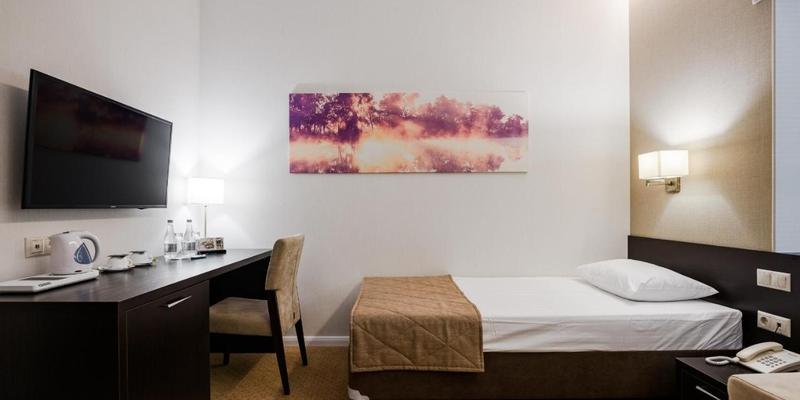 room_ef0a2e75-5a7d-4f27-83e2-ab88c0cfbe08.jpg