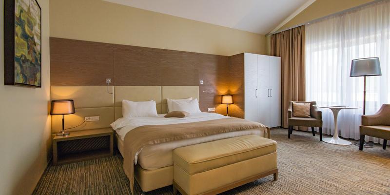 room_8976d76b-00a3-4667-9c91-ab3a81f9ffeb