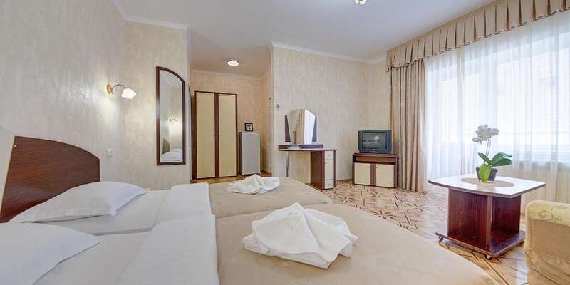 room_50b640b2-51ea-464a-b2ac-93019ec013a3.jpg