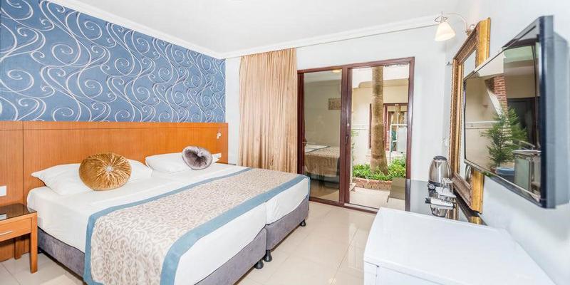 room_fb4c8481-3d61-436f-9a51-7f5a9f85f93e