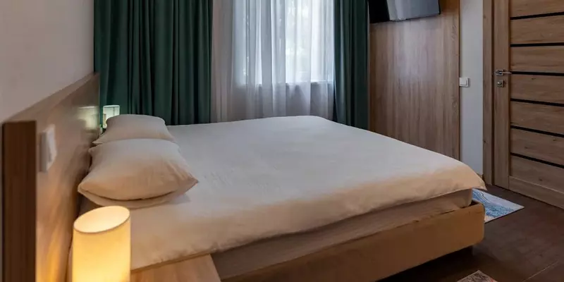room_20f069f8-76e2-457e-b54e-7af72f8f281a.jpg
